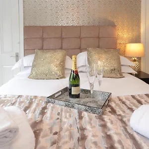 Yorks City Centre Retreat - Within City Walls York